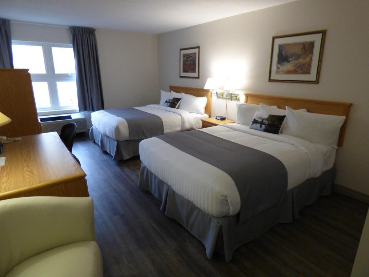 Chateau Logue Hotel Maniwaki Luaran gambar