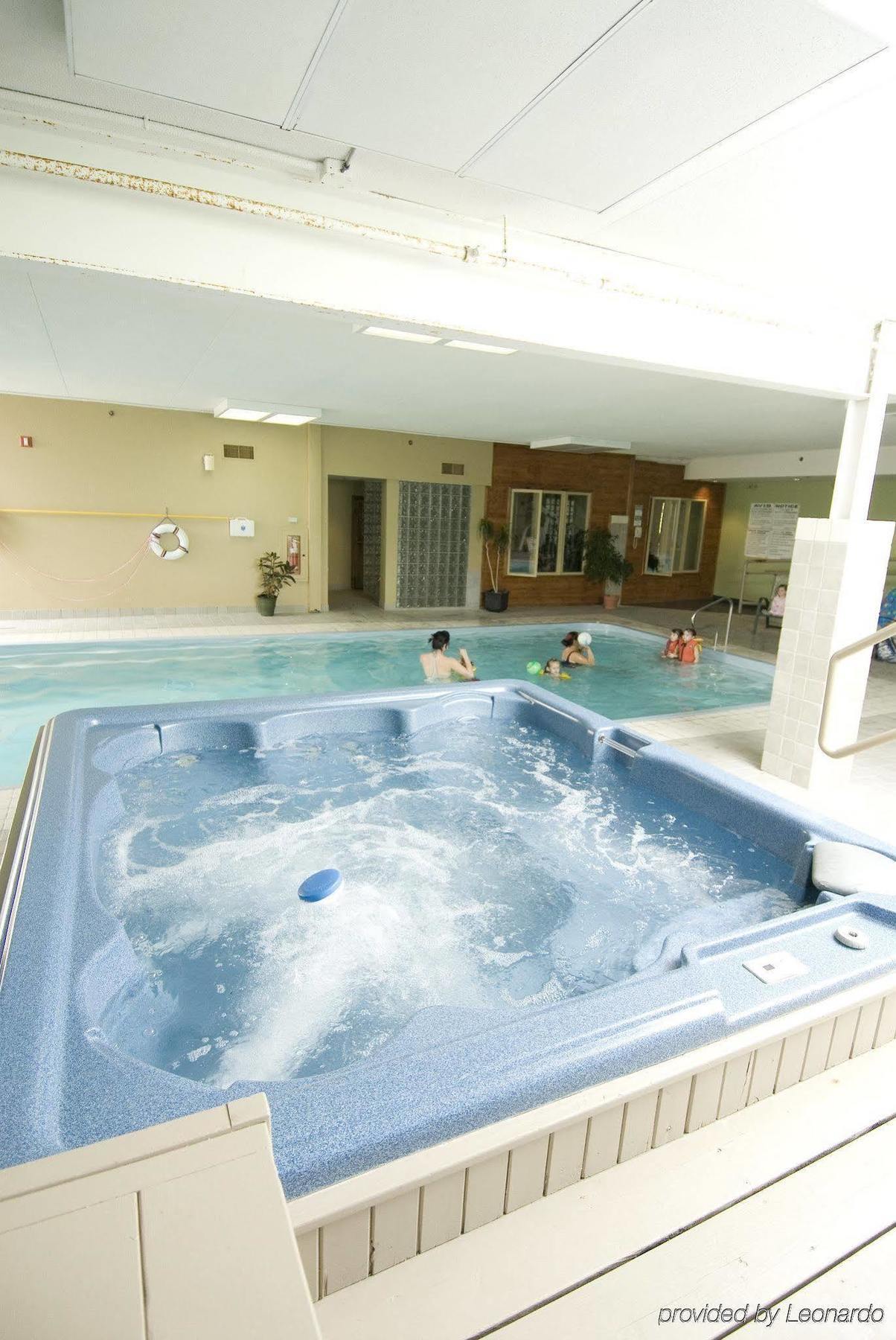 Chateau Logue Hotel Maniwaki Luaran gambar